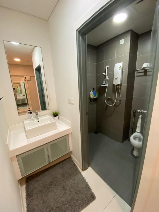 Summer Suites Klcc By Whollmark Kuala Lumpur Exteriör bild